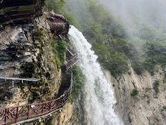 -鹿院坪生态旅游景区