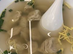 -小杨生煎(白玉兰广场店)