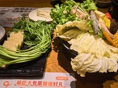 -呷哺呷哺(融创茂店)