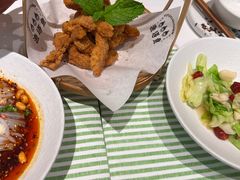 -渔语鱼新川菜Bistro(万象天地店)