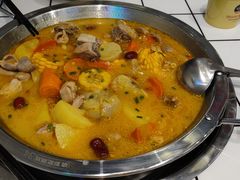 -晓彭肥肠鸡·泡椒鸡火锅(水木天地店)