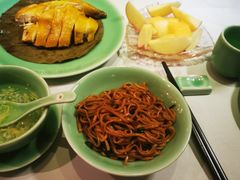 -美奈小馆·越南料理(中航城君尚购物中心店)