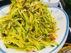 -祥瑞干锅鸭头·东北菜(佳园路店)