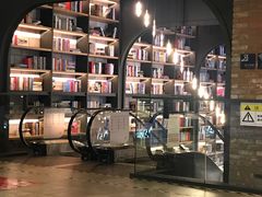 -CGV影城(滨江天街IMAX店)