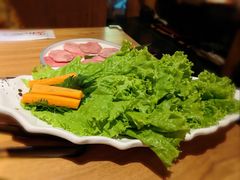 生菜-炼火烤肉店