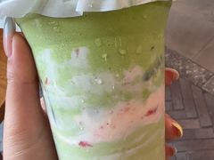-茶理宜世(乐峰广场·尝乐集店)