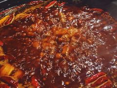 -黄潇洒老火锅(九眼桥宏济巷店)
