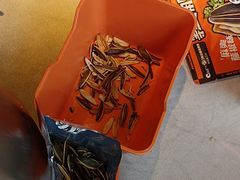 -鸣记脆皮烤鱼(三八广场店)