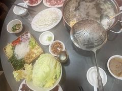 -官塘陈记鱼生·潮汕砂锅粥·牛肉火锅(潮枫路总店)