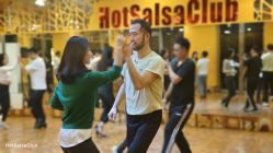 -HOT SALSA舞蹈俱乐部
