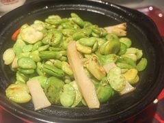 香煎葱油蚕豆-恭喜上堓砂锅焗·海鲜大排档(闵行龙湖店)