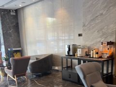 -柏槿酒店(罗湖口岸向西地铁站店)