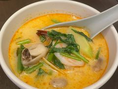-大头虾越式风味餐厅(光明广场店)