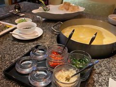 -辉哥火锅(虹桥路店)