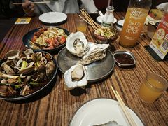 -蚝堡海鲜·威海菜·海肠捞饭·烧烤·亚洲吃蚝公司(幸福门店)