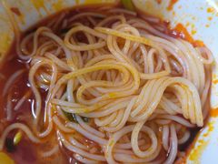 -铁锅哥米线