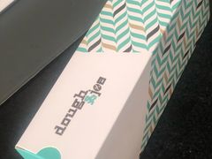 -Dough&Joe团憩(瑞虹天地月亮湾店)