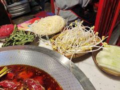 -厂花素芬九宫格火锅(银泰店)