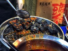 -黑色经典臭豆腐·湖南特产(坡子街店)