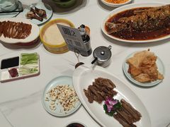 -梅利汴京烤鸭•开封豫菜地标店(东大街店)