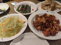 宫保鸡丁-河沿肉饼Beijing Pie(东华门店)