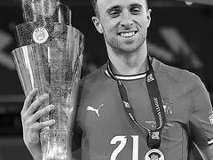 -中关村软件园智云足球场