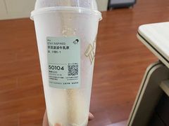-喜茶(无锡荟聚中心店)