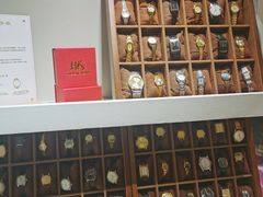 -LADY FAFA(巨鹿路陕西南路路口店)