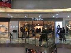 -MO&Co.(龙之梦购物公园店)