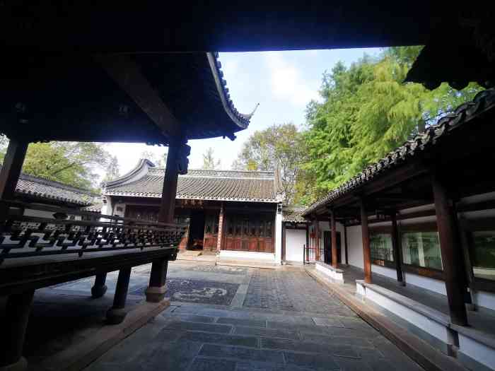 蒋相公祠-"杭州有许多小景点散落在各处,无意中遇到发.