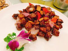 黑胡椒牛仔粒-新恬乐大酒家(沧达大厦店)