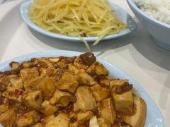 -荣华基·现炒快餐(肇嘉浜路店)