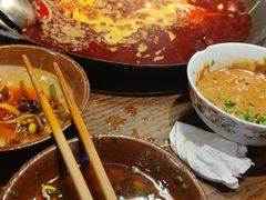 -萍姐火锅·公路夜市(武汉首店)