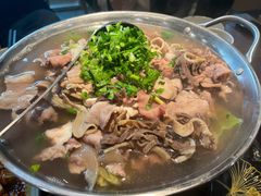 -肖四女乐山跷脚牛肉(世博源店)
