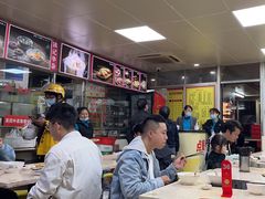 -华威达牛庄(黄埔大道西店)