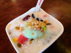 -海口骑楼小吃街