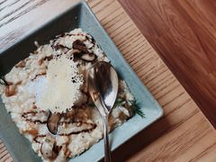 烟熏奶香牛肝菌雪利酒醋烩饭-EN SPACE恩空间