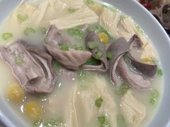 -景月阁空中食府(希尔顿酒店)
