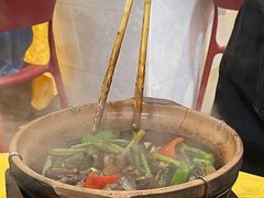 -天宝食坊·啫啫煲大排档(西华路店)