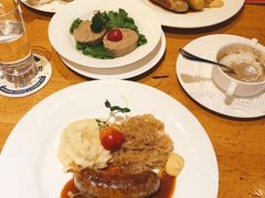 -兰特伯爵西餐厅·啤酒屋(方庄店)