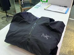 -莱靓奢侈品洗护改衣店(新世界百货崇文店)