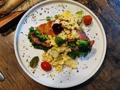 -HIGH FIVE哈福手工汉堡(桂林路店)