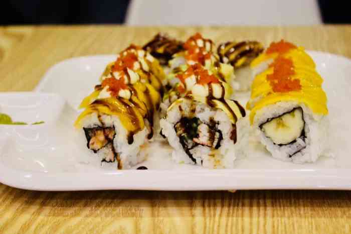 打分 最爱小川的芒果寿司 怎么就越吃越来劲呢?