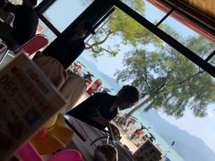 -鹏城人家海鲜酒家·23年老字号(较场尾店)