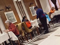 -老人和饭店(淮海中路店)