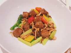 炒澳洲和牛-宝丽轩中餐厅BAOLIXUAN