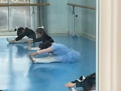 -西安小天鹅艺术团(曲江Alice店)