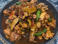 -八两八金·莱芜特色炒鸡(市南漳浦路店)