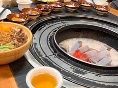 -阿山卓·野生菌火锅·纳西火塘烤肉