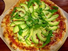 牛油果小姐-Gather pizza